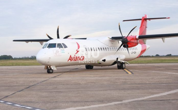 avianca-santa-fe-696×464