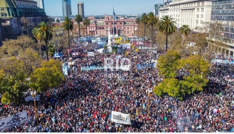 Marcha-en-Baires