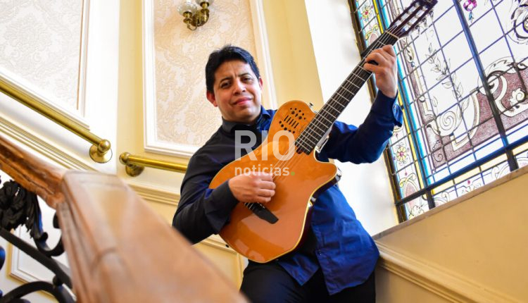 Velada-Patriotica-Sinfonica-de-Santa-Fe-Sebastian-Rios-1-1024×576